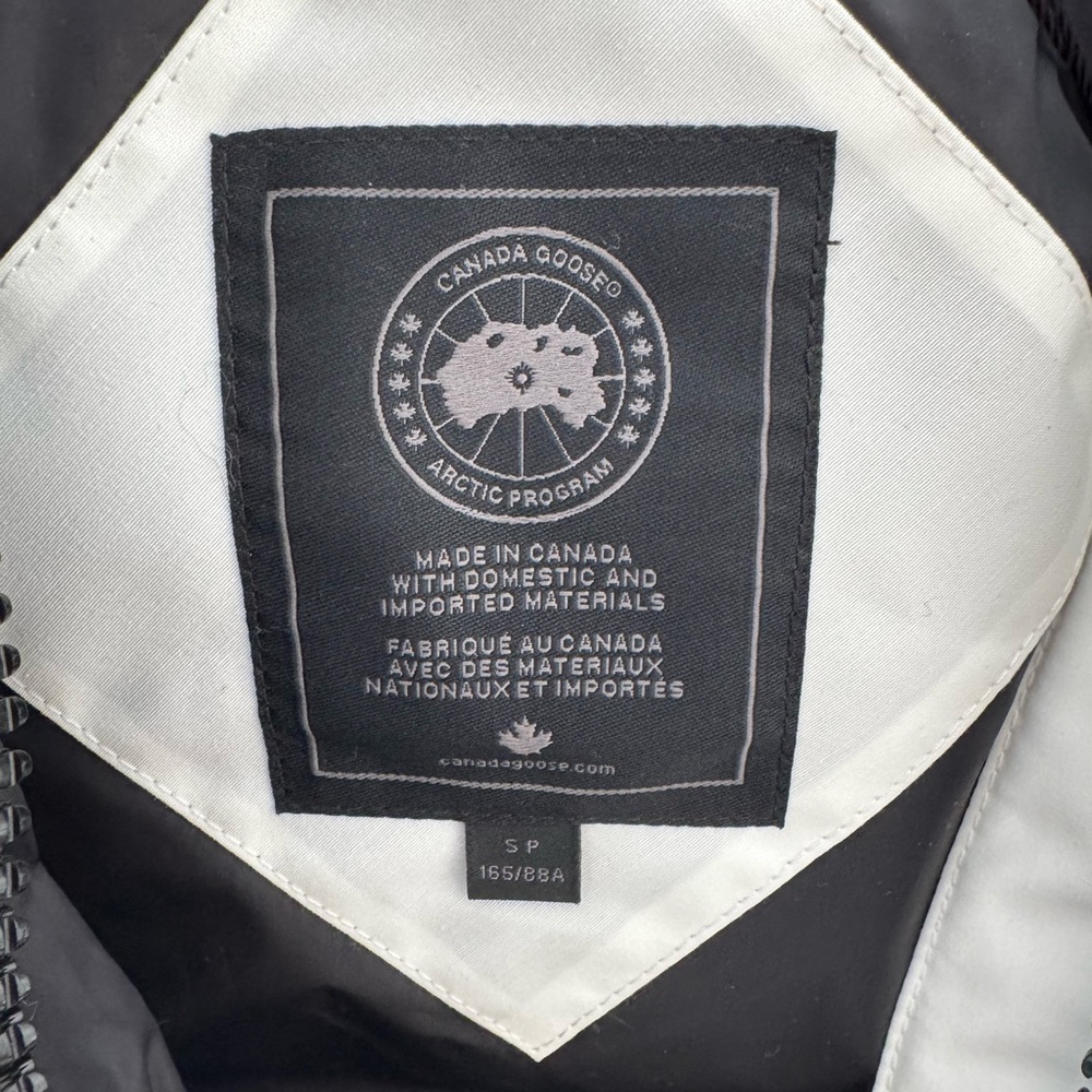 Canada Goose Black Label Parka - Picture 5 of 9
